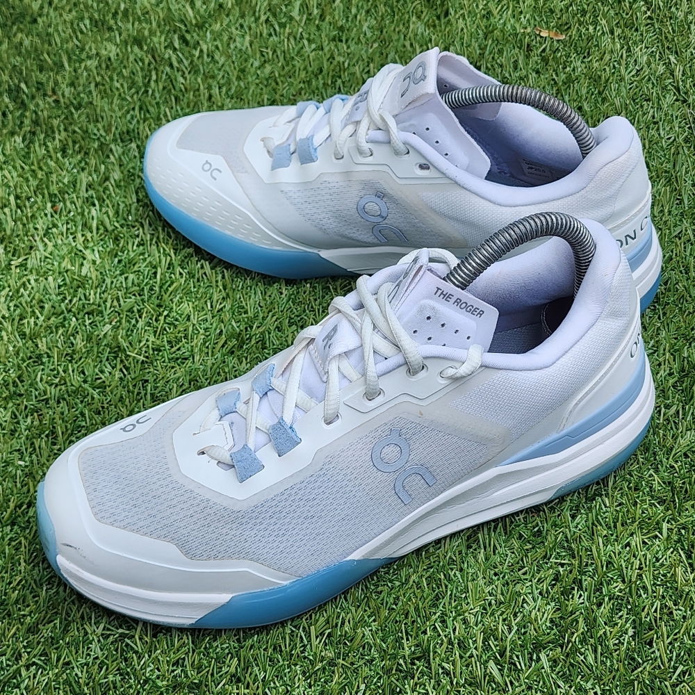 On Running Cloud White and Sky Blue Athletic Shoes - The Roger Advantage Pro